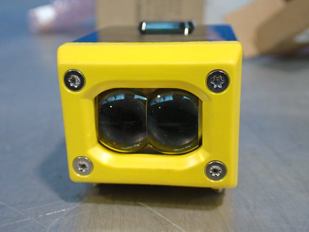 Banner Omni-beam Photoelectric Sensor - Obsr / 27091