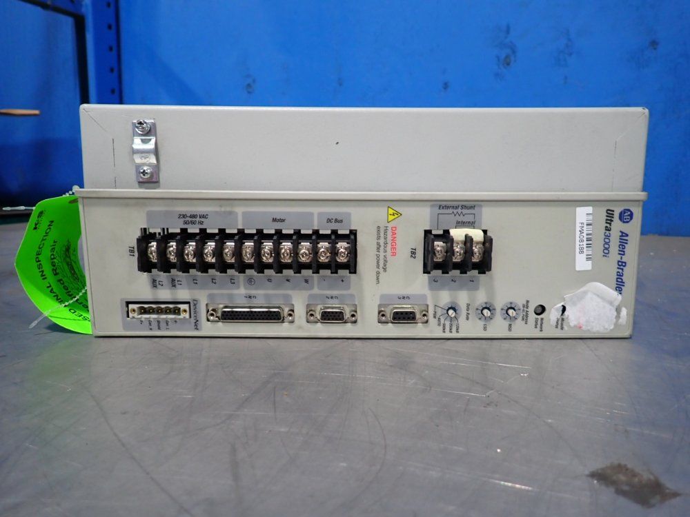 Allen Bradley Ultra 3000i - 2098-dsd-hv050x-dn