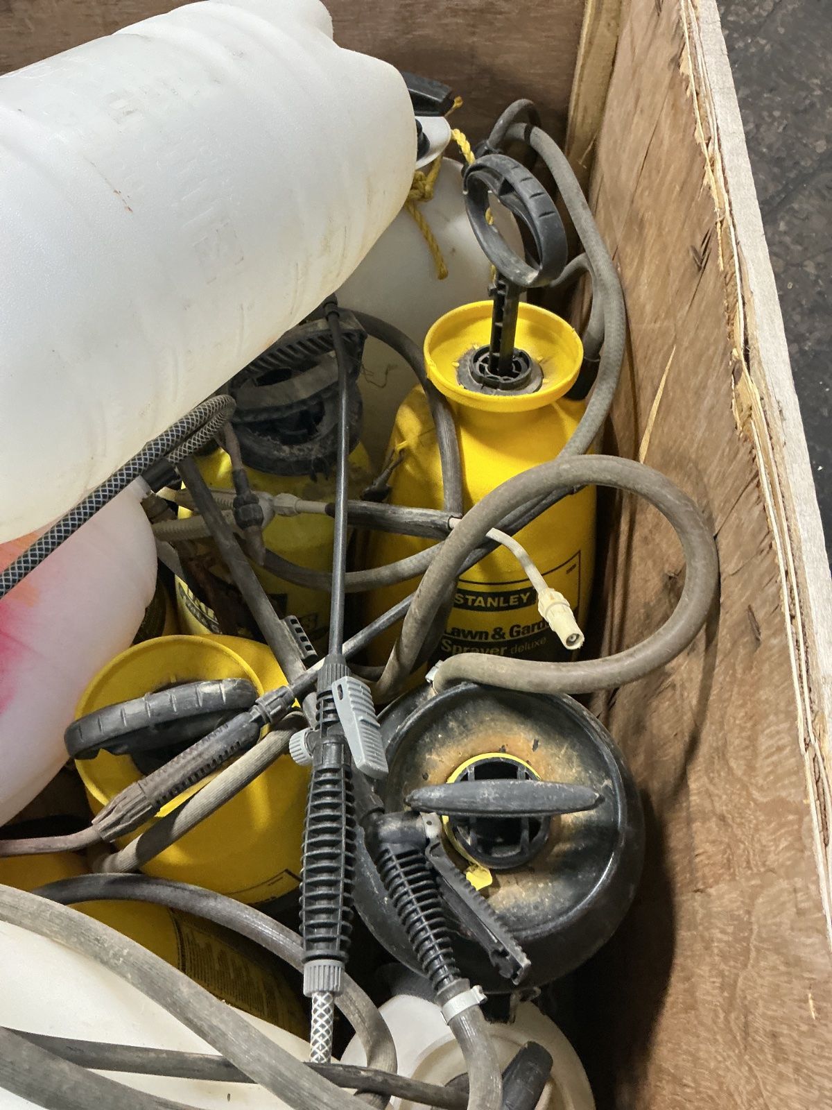 Round Up, Chapin, Stanley Sprayer
