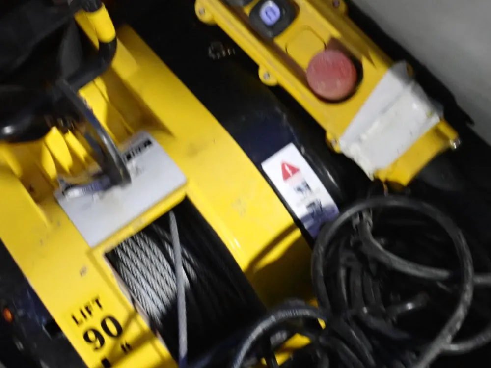 Oz 500 Lb Electrical Hoist - Obh500