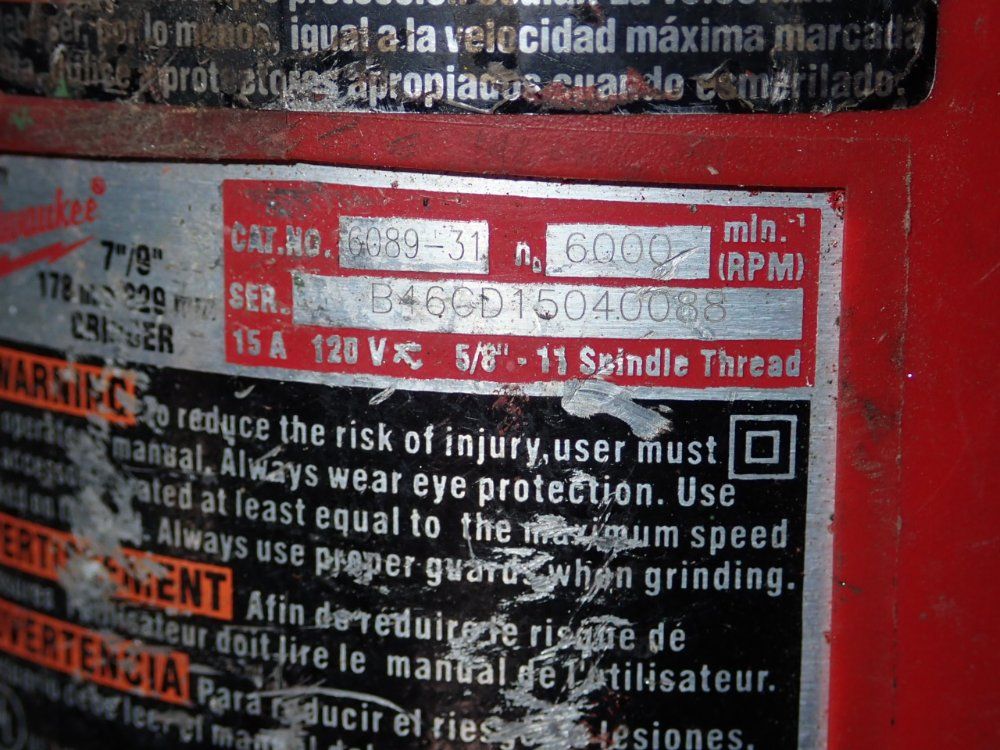 Milwaukee 7" / 9" Grinder - 6089-31