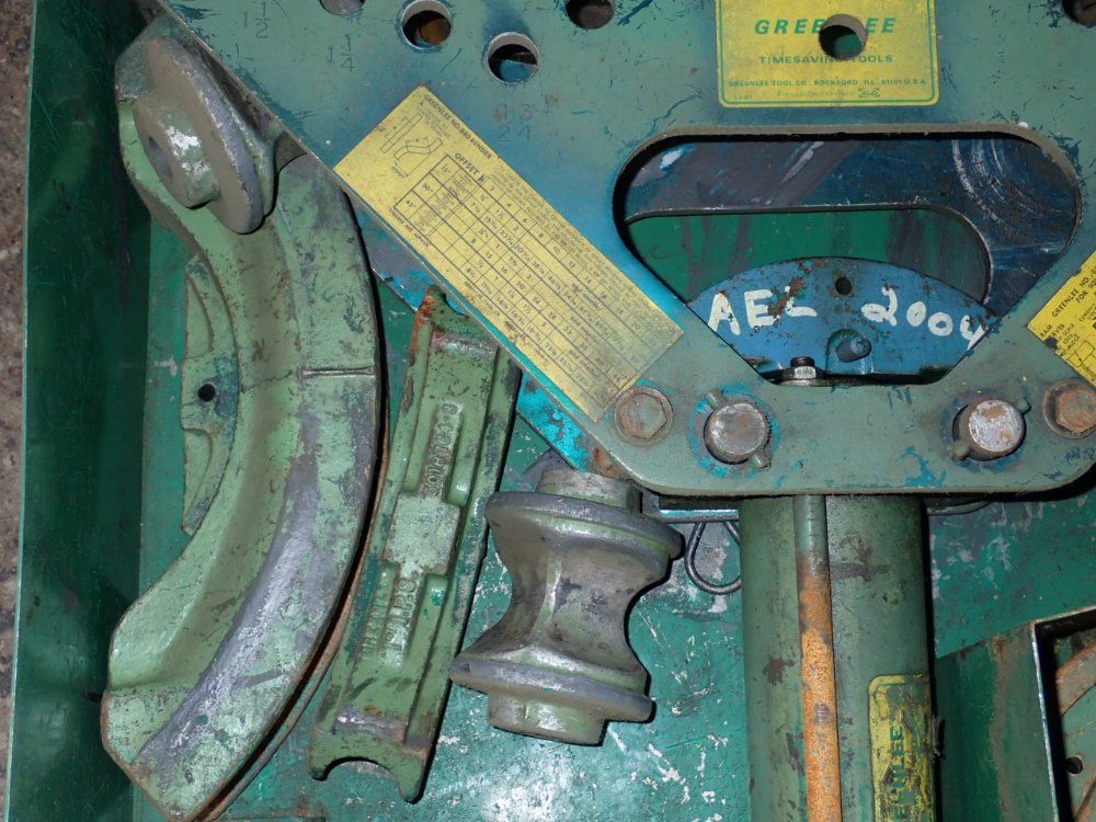 Greenlee 1/2" - 2" Conduit Bender - 880