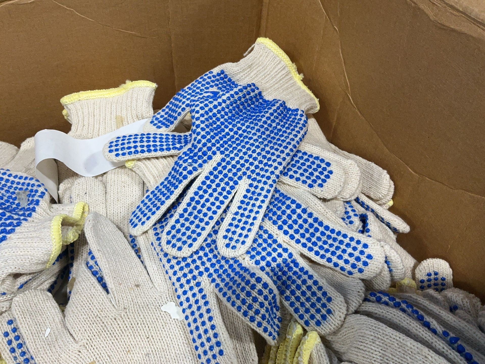 Gloves With Grip