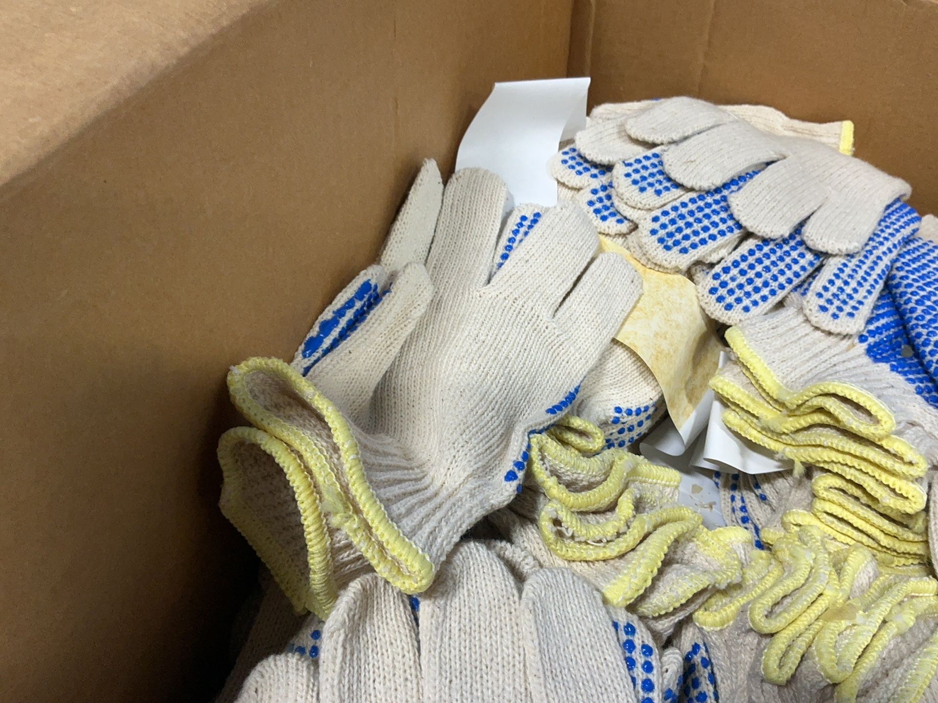 Gloves With Grip