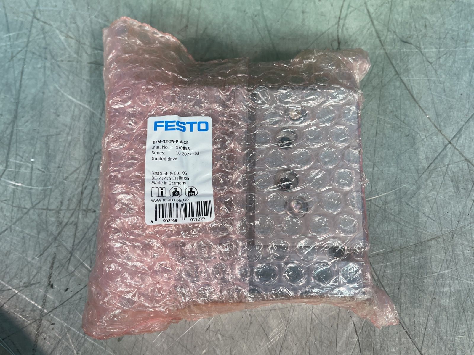 Festo Pneumatic Guided Drive Actuators - Dfm-32-25-p-a-gf