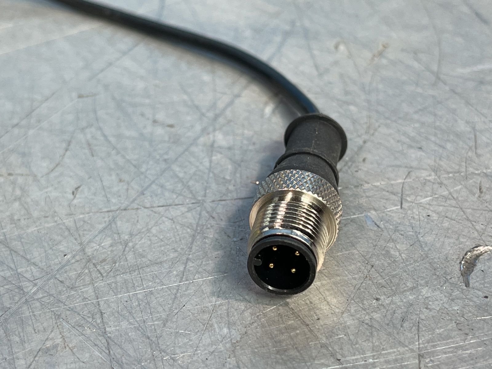 Banner World-beam Photoelectric Sensors - Qs18vp6dq5