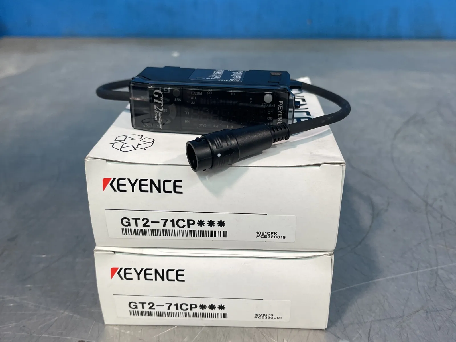 Keyence Sensor Amplifier Units - Gt2-71cp