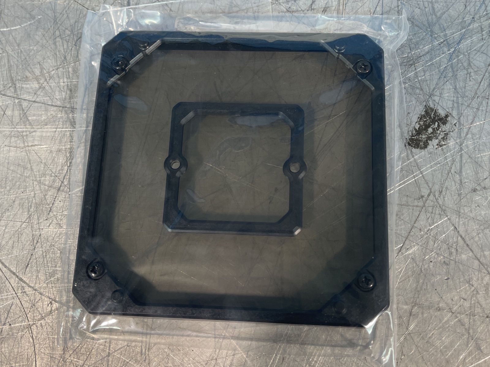 Keyence 5” X 5” Polarization Attachment - Op-88807