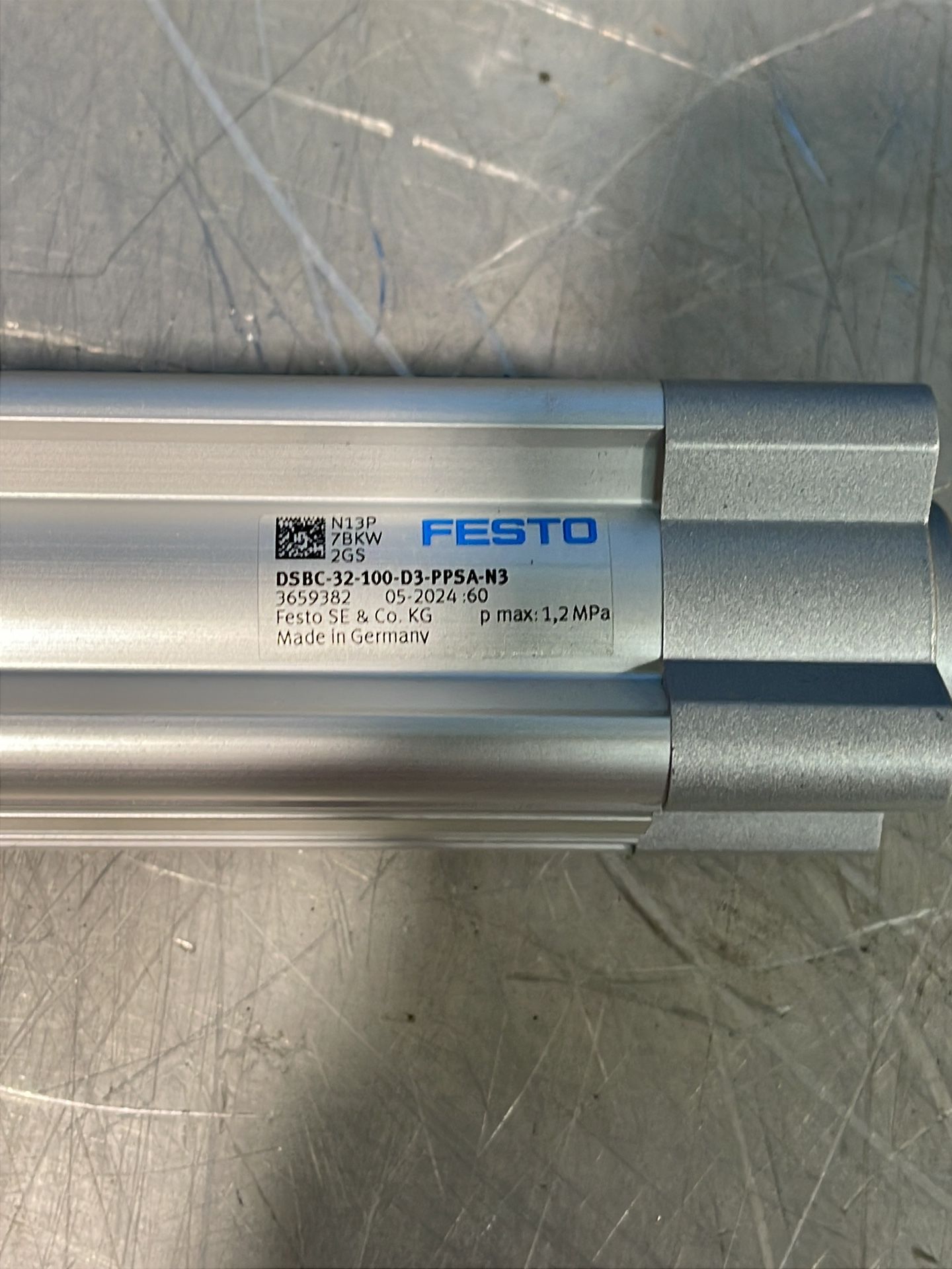 Festo Pneumatic Cylinders - Dsbc-32-100-d3-ppsa-n3