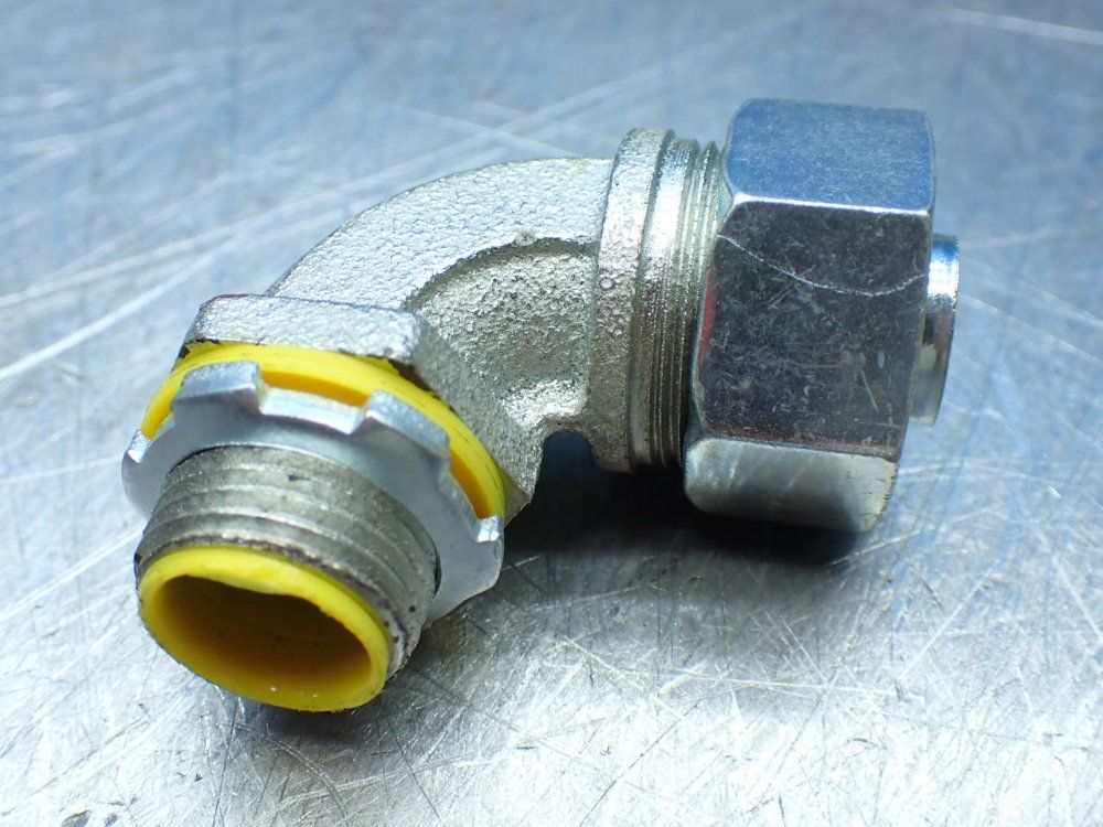 Hubbell 1/2" 125 Liquid Tight 90° Connectors - 3542