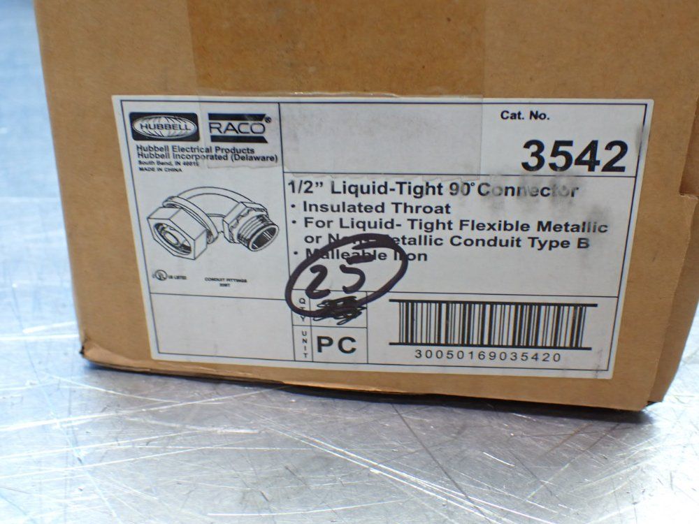 Hubbell 1/2" 125 Liquid Tight 90° Connectors - 3542