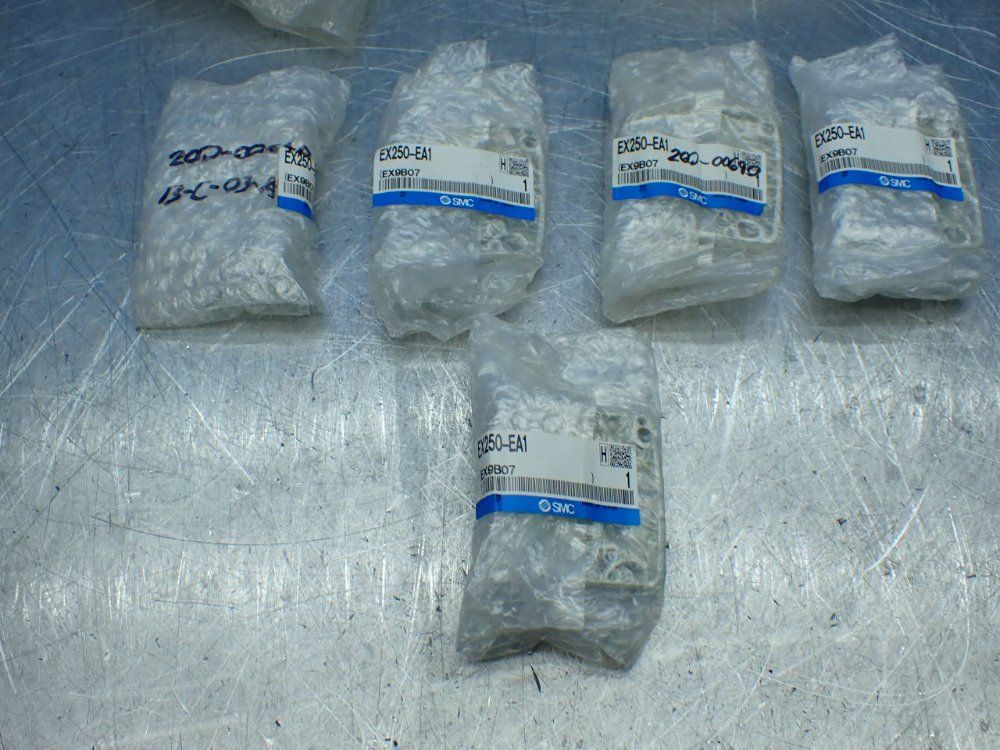 Smc 11pcs Pneumatic Lot - Aw30-n02e-z-b