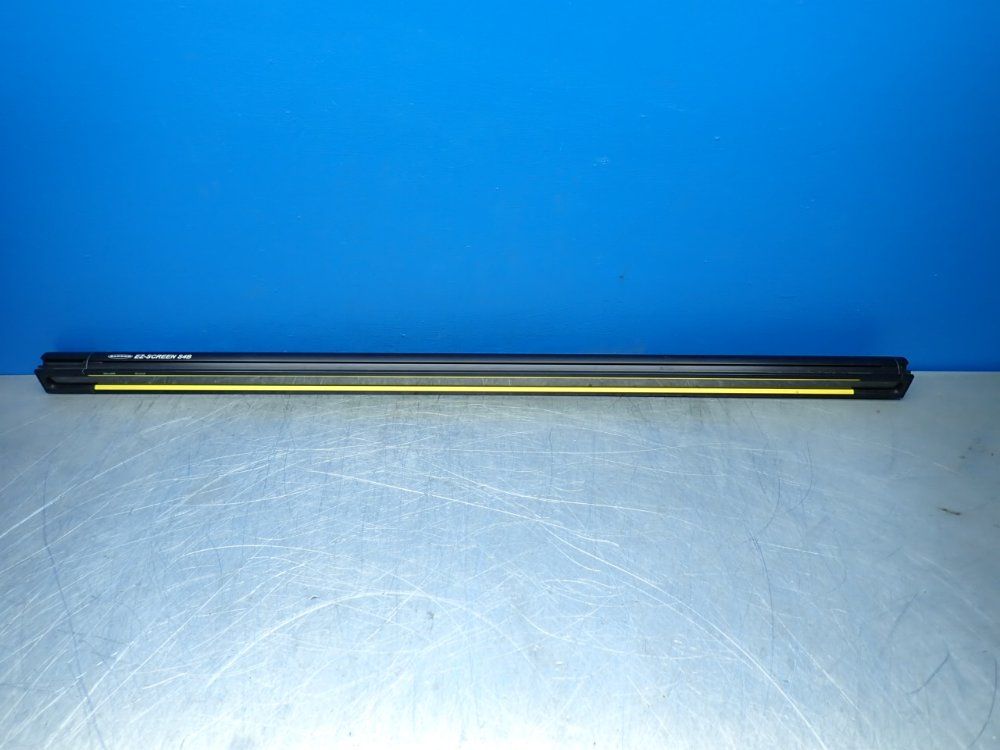 Banner 30mm Resolution, 0.1-12m Range Heavy-duty Type 4 Safety Light Curtain Emitter - S4be30-900-s
