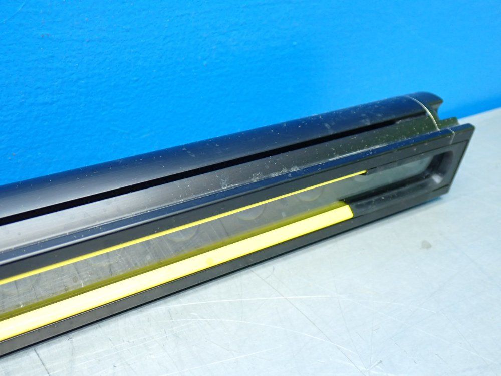 Banner 30mm Resolution, 0.1-12m Range Heavy-duty Type 4 Safety Light Curtain Emitter - S4be30-900-s