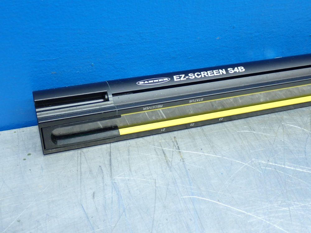 Banner 30mm Resolution, 0.1-12m Range Heavy-duty Type 4 Safety Light Curtain Receiver - S4br30-900-s