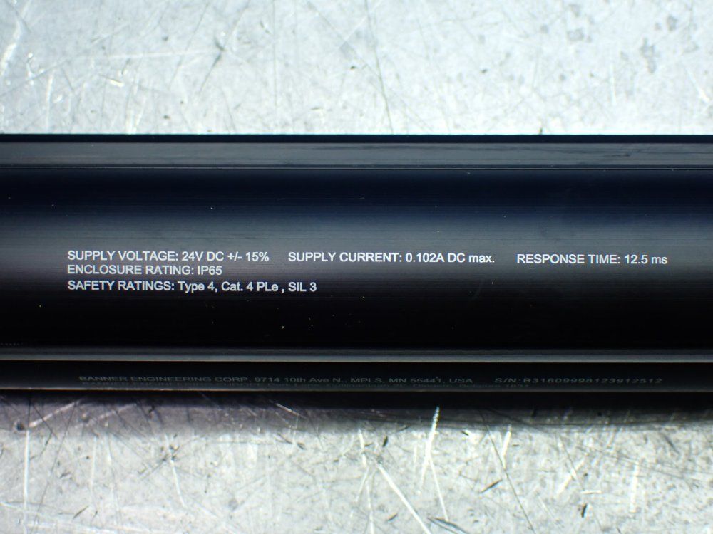 Banner 30mm Resolution, 0.1-12m Range Heavy-duty Type 4 Safety Light Curtain Receiver - S4br30-900-s