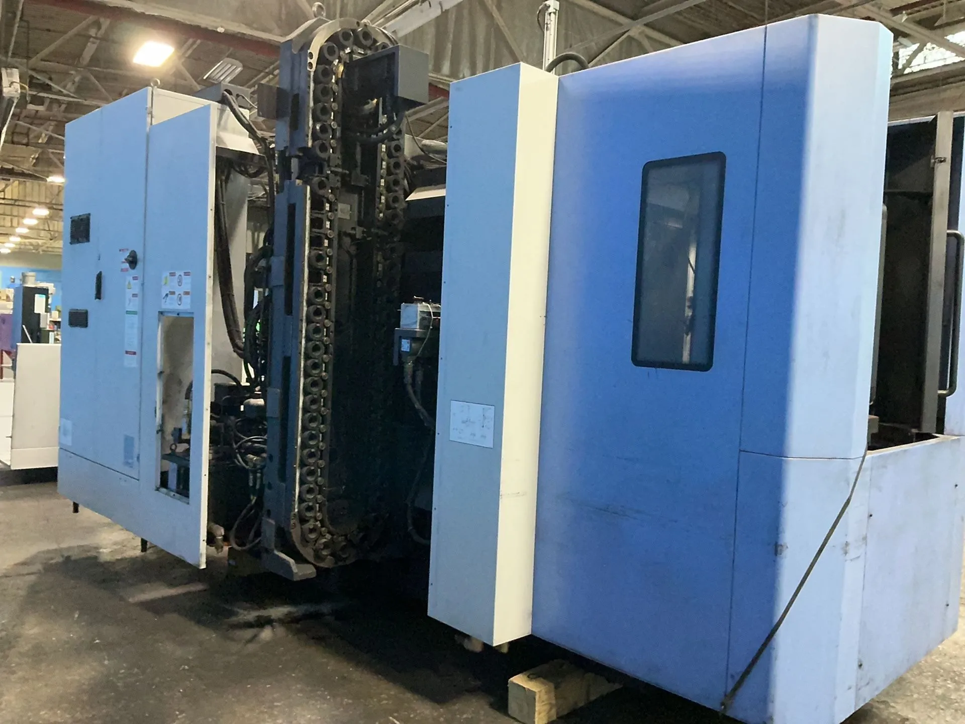 Doosan Infracore Cnc Hmc - Hp 4000