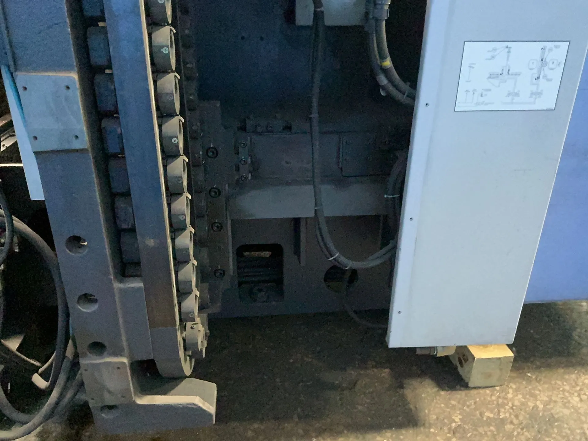 Doosan Infracore Cnc Hmc - Hp 4000