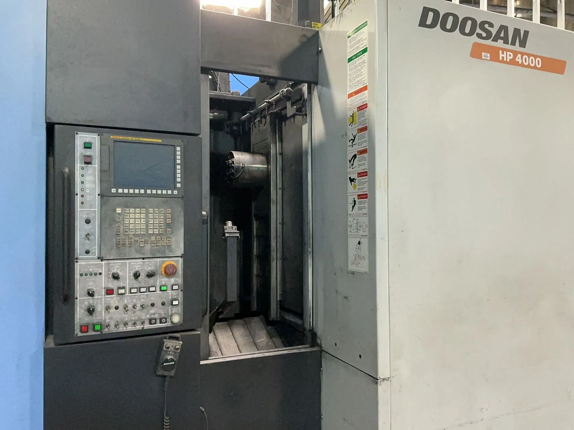 Doosan Infracore Cnc Hmc - Hp 4000
