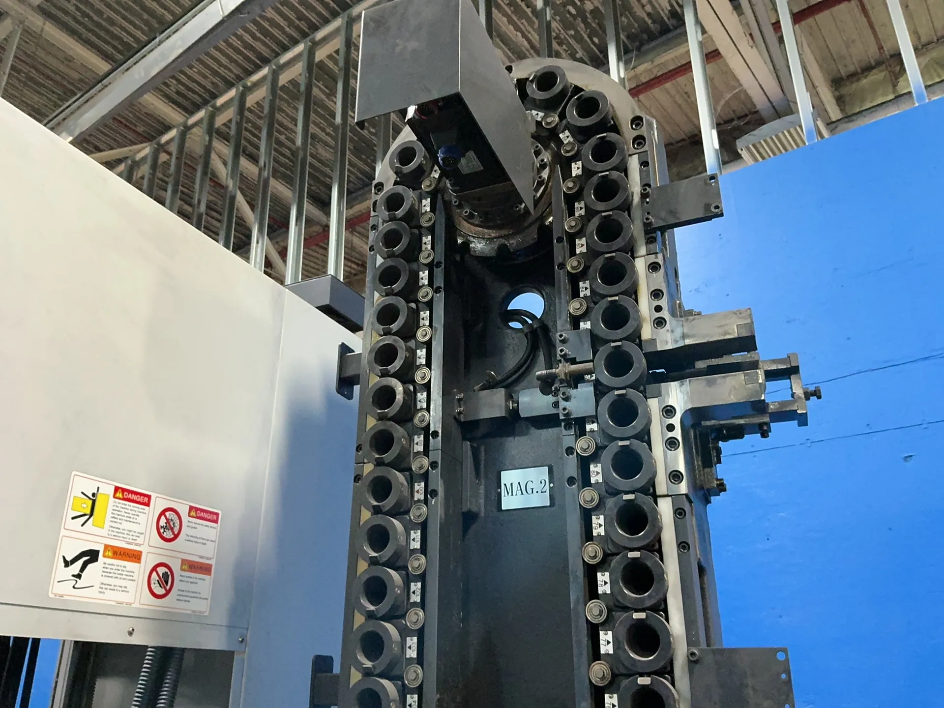 Doosan Infracore Cnc Hmc - Hp 4000