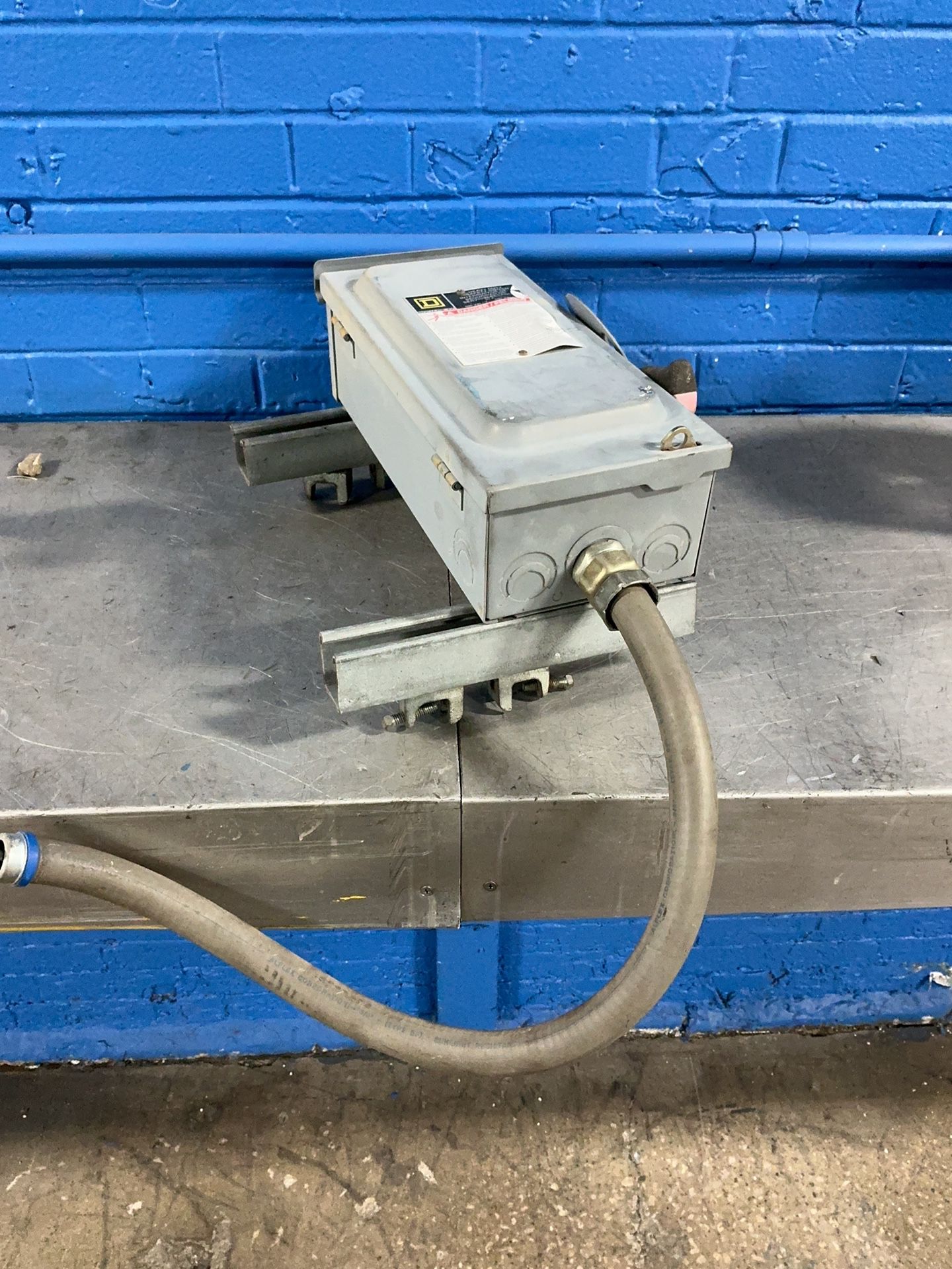 Square D Heavy-duty Safety Switch - H361rb