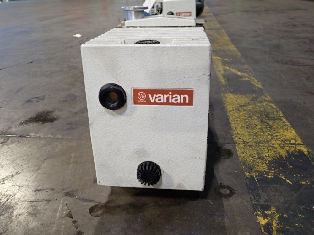 Varian Vacuum Pump - Sd-90
