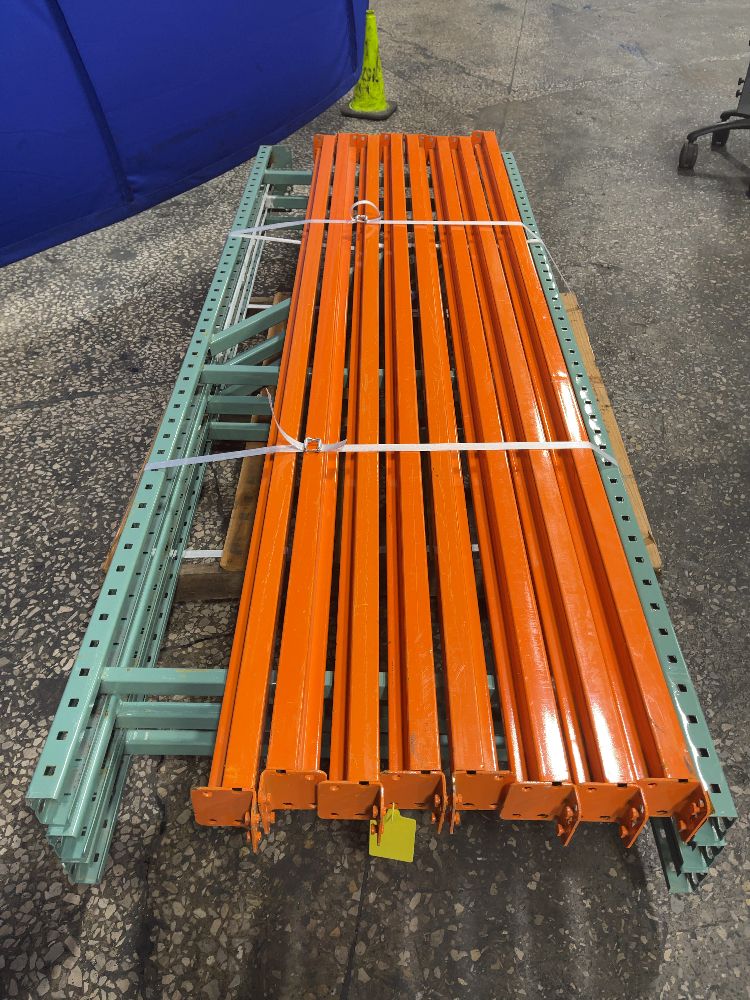 96” X 32” Pallet Racking - Tear Drop