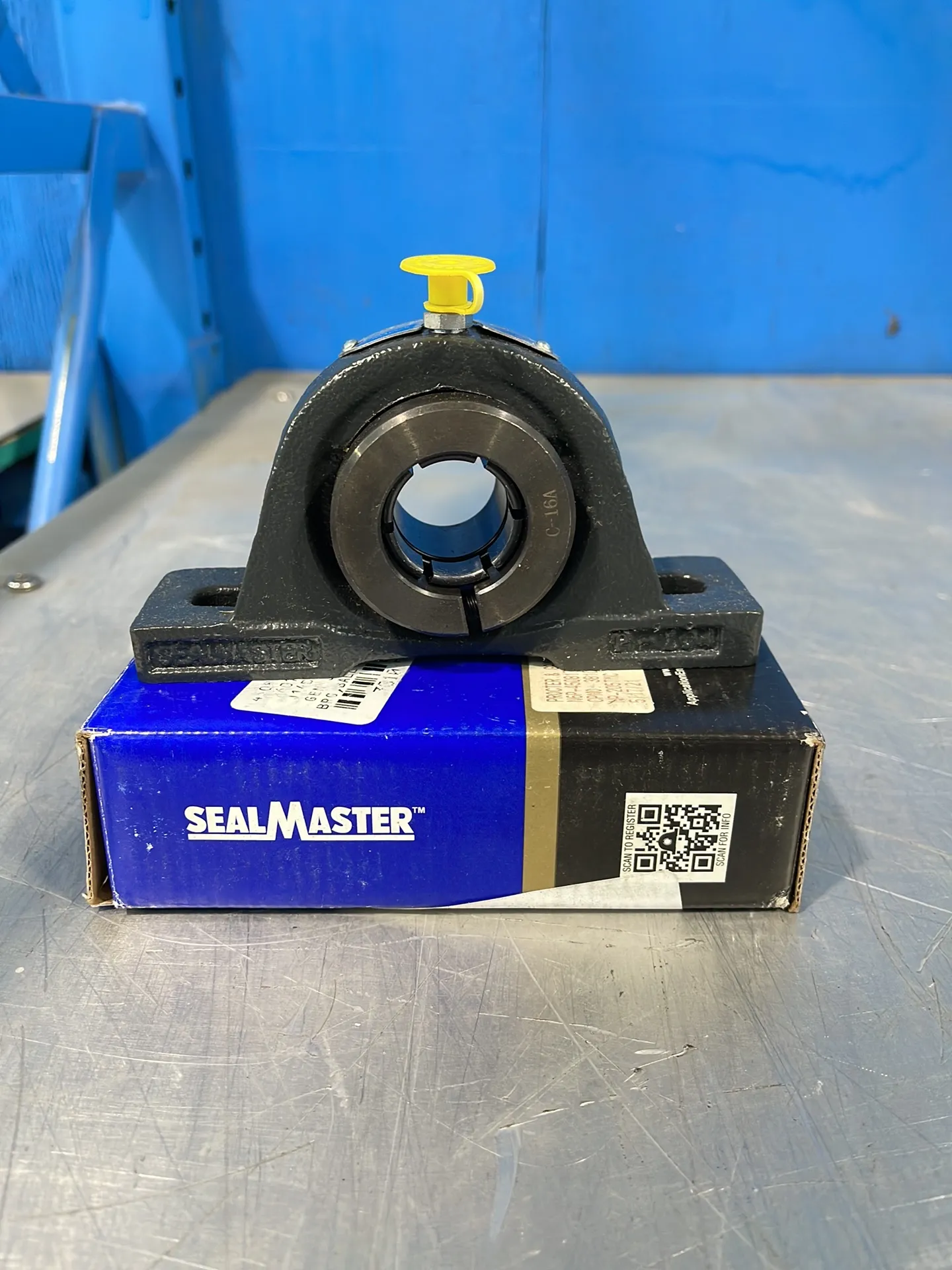 Sealmaster 25 Mm Skwezloc Gold Line Pillow Block Ball Bearing - Np-205mc