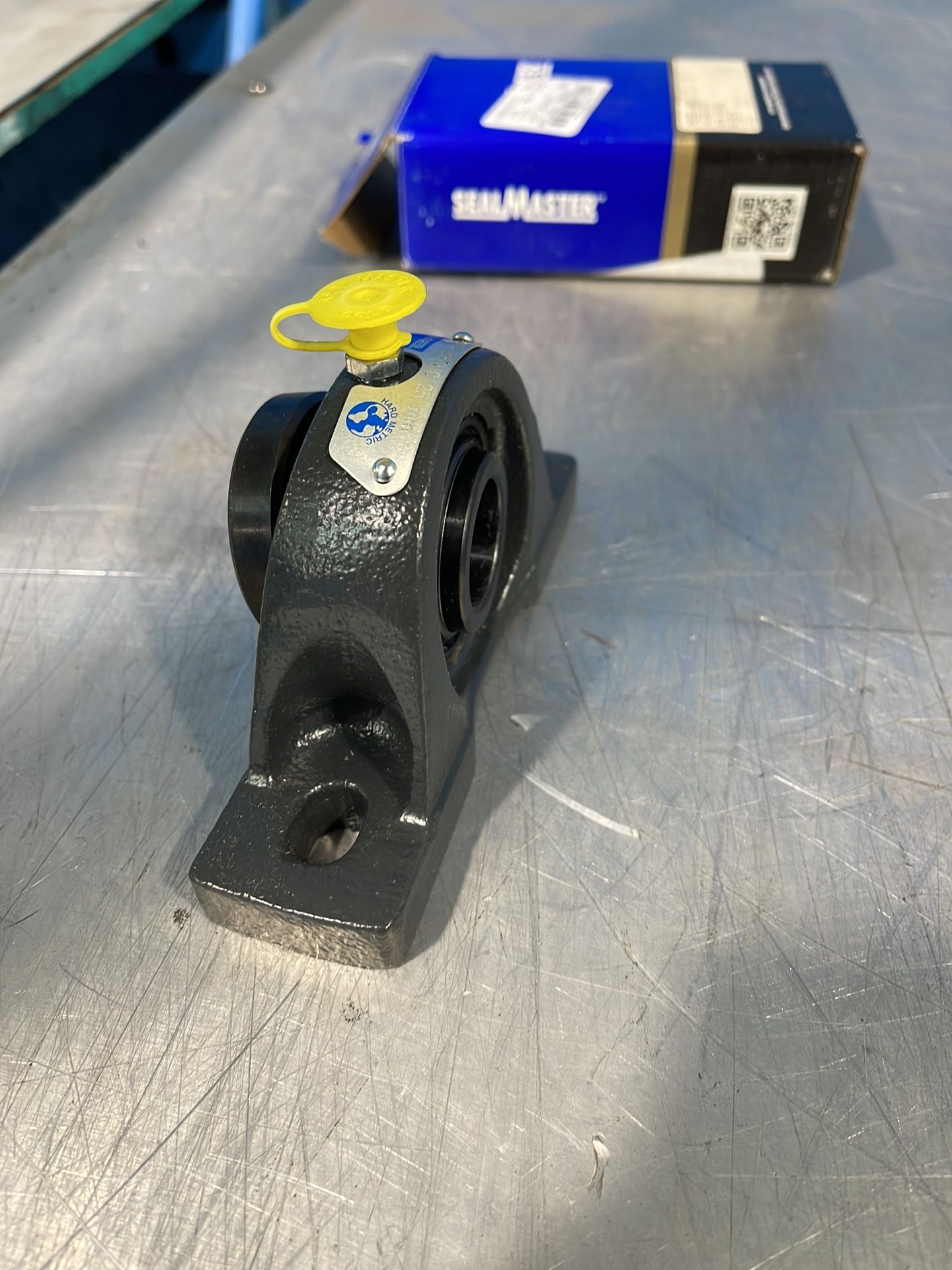 Sealmaster 25 Mm Skwezloc Gold Line Pillow Block Ball Bearing - Np-205mc