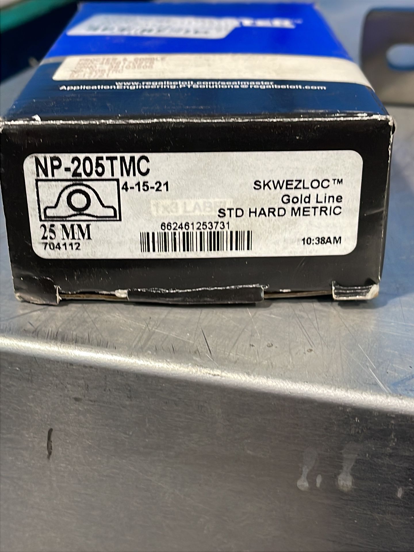 Sealmaster 25 Mm Skwezloc Gold Line Pillow Block Ball Bearing - Np-205mc