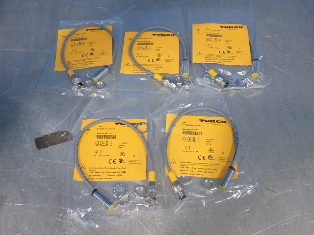 Turck 5 Proximity Sensors - Bi2-g12k-an6x-0.3-rs4t