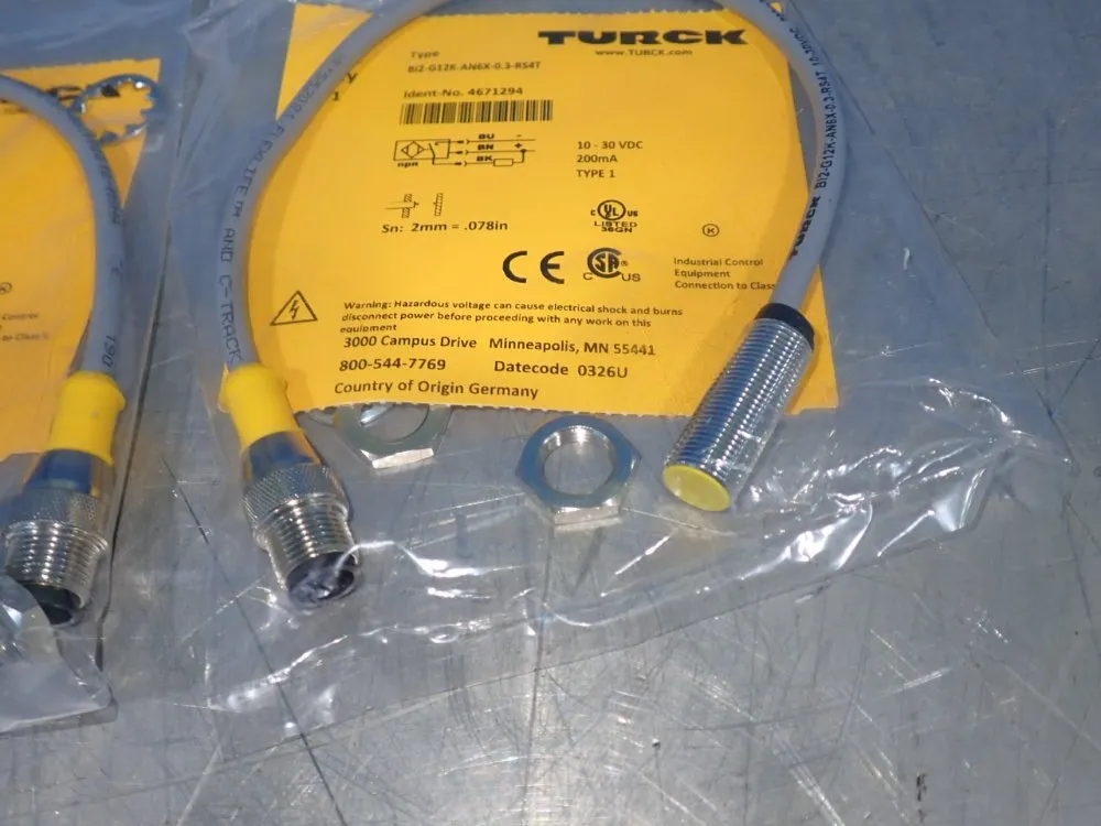 Turck 5 Proximity Sensors - Bi2-g12k-an6x-0.3-rs4t