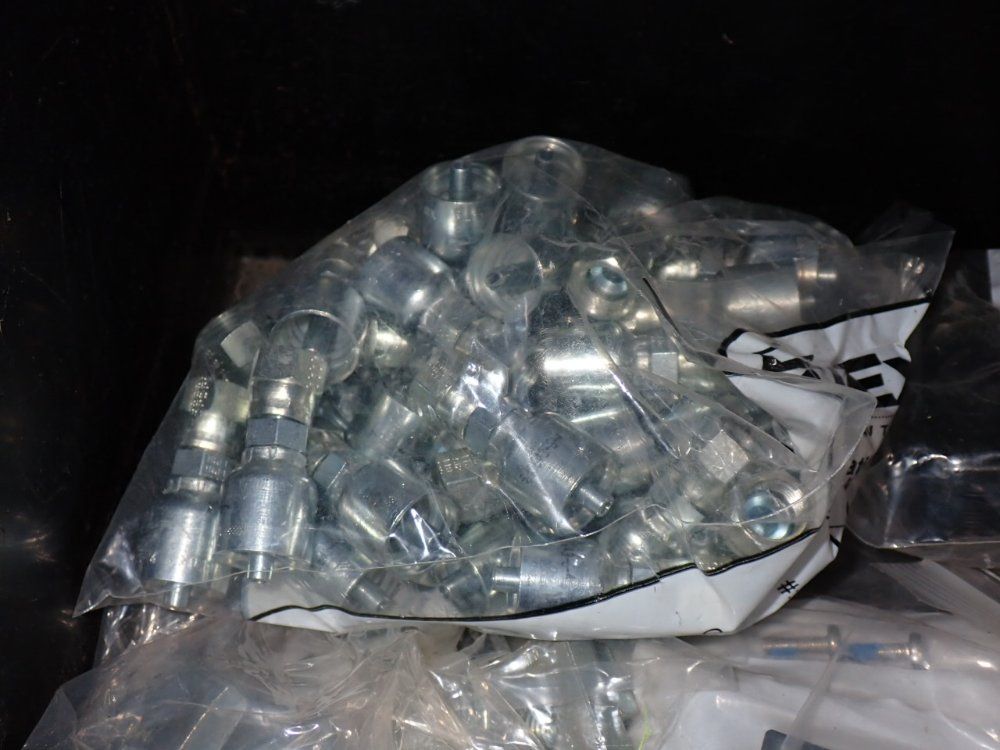 Hardware / Fitting Lot
