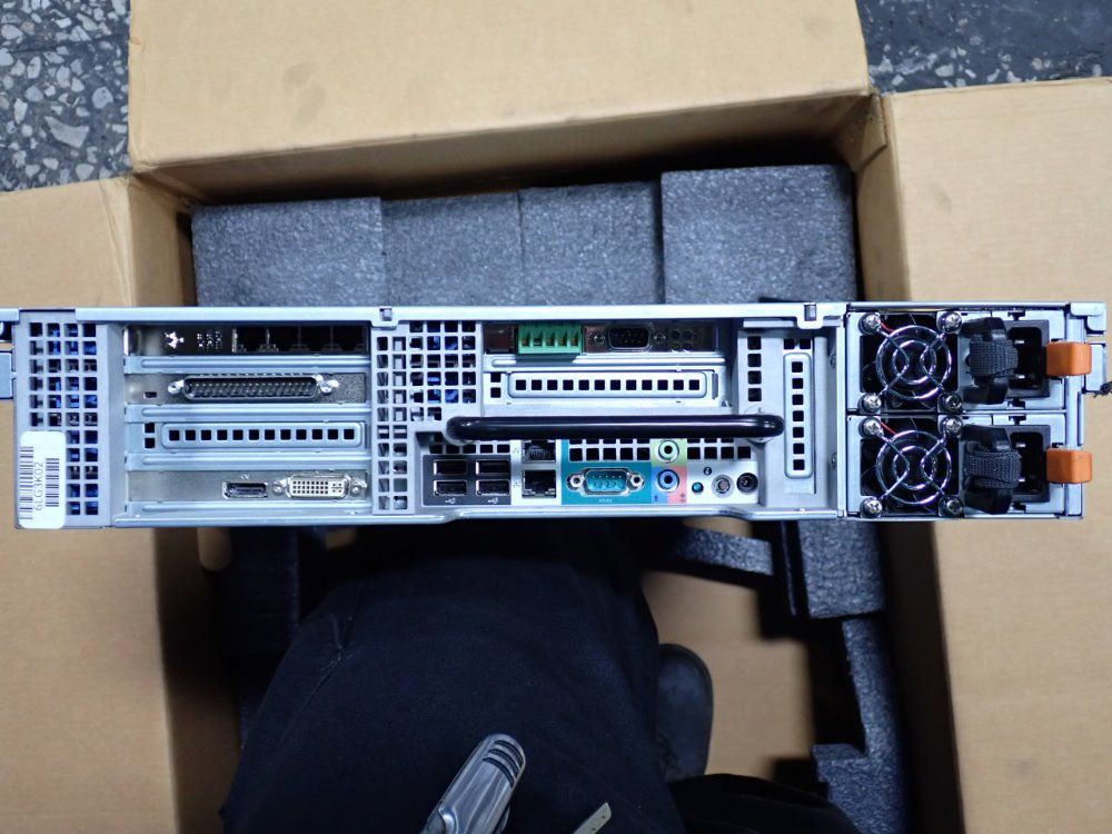 Dell Workstation Server - E15s