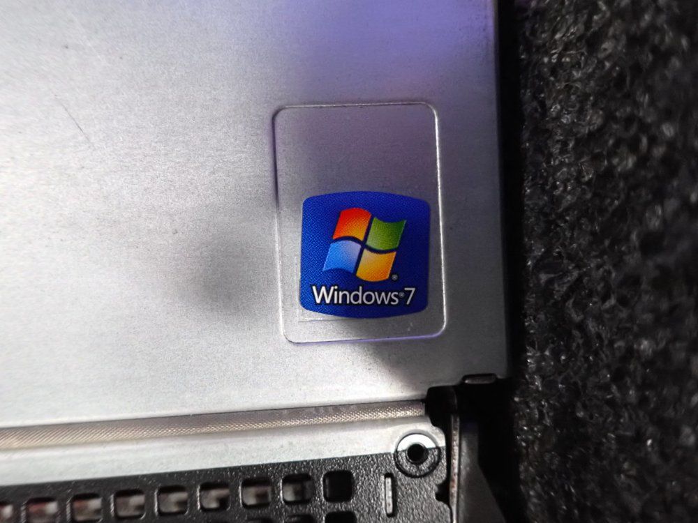 Dell Workstation Server - E15s