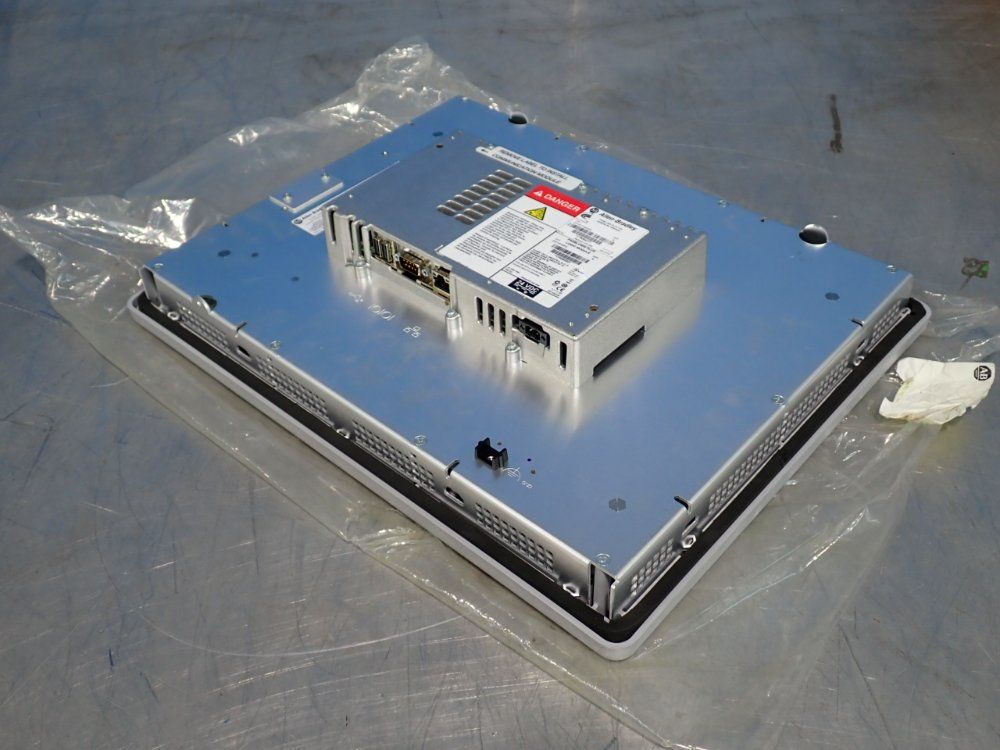 Allen Bradley Series B Panelview Plus 1500 Color Touch Dispplay Module - 2711p-rdt15c