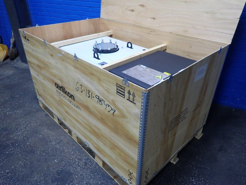 Oerlikon Leybold 25 Hp Vacuum Pump - Sv630b