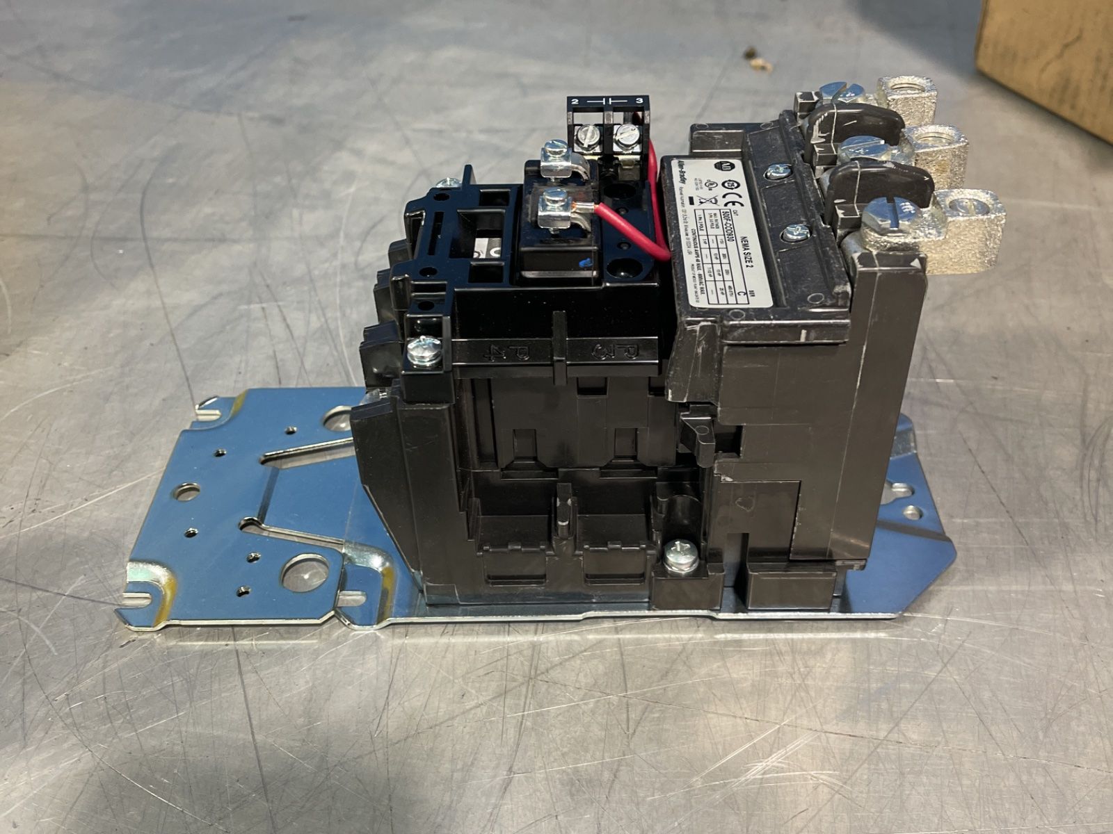 Allen-bradley 600 Vac Bulletin 509 Motor Starter - 509-cod-a2j-17