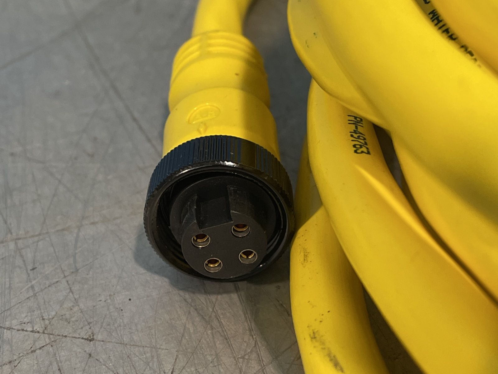 Allen-bradley 20 Ft Quick Disconnect Cable - 889n-f4afnm-20