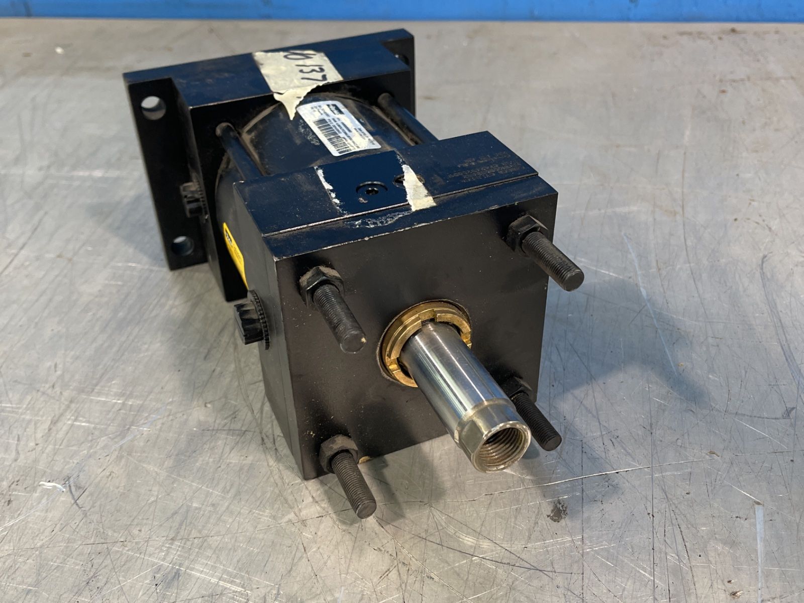 Parker 250 Psi Pneumatic Cylinder - 4.00ckjtc2anlus13a19ac2.000