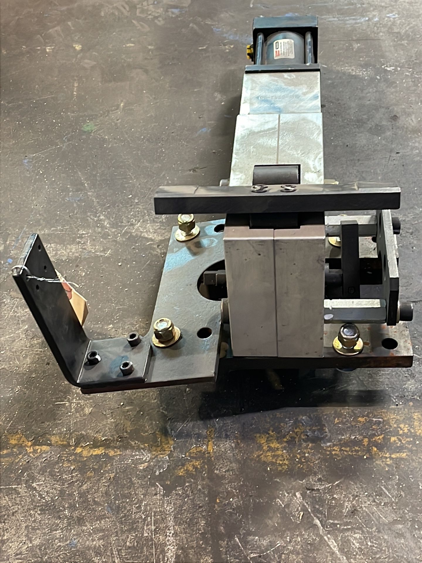 Schrader Bellows 250 Psi Pneumatic Clamp Assembly - Nab112151 2.000