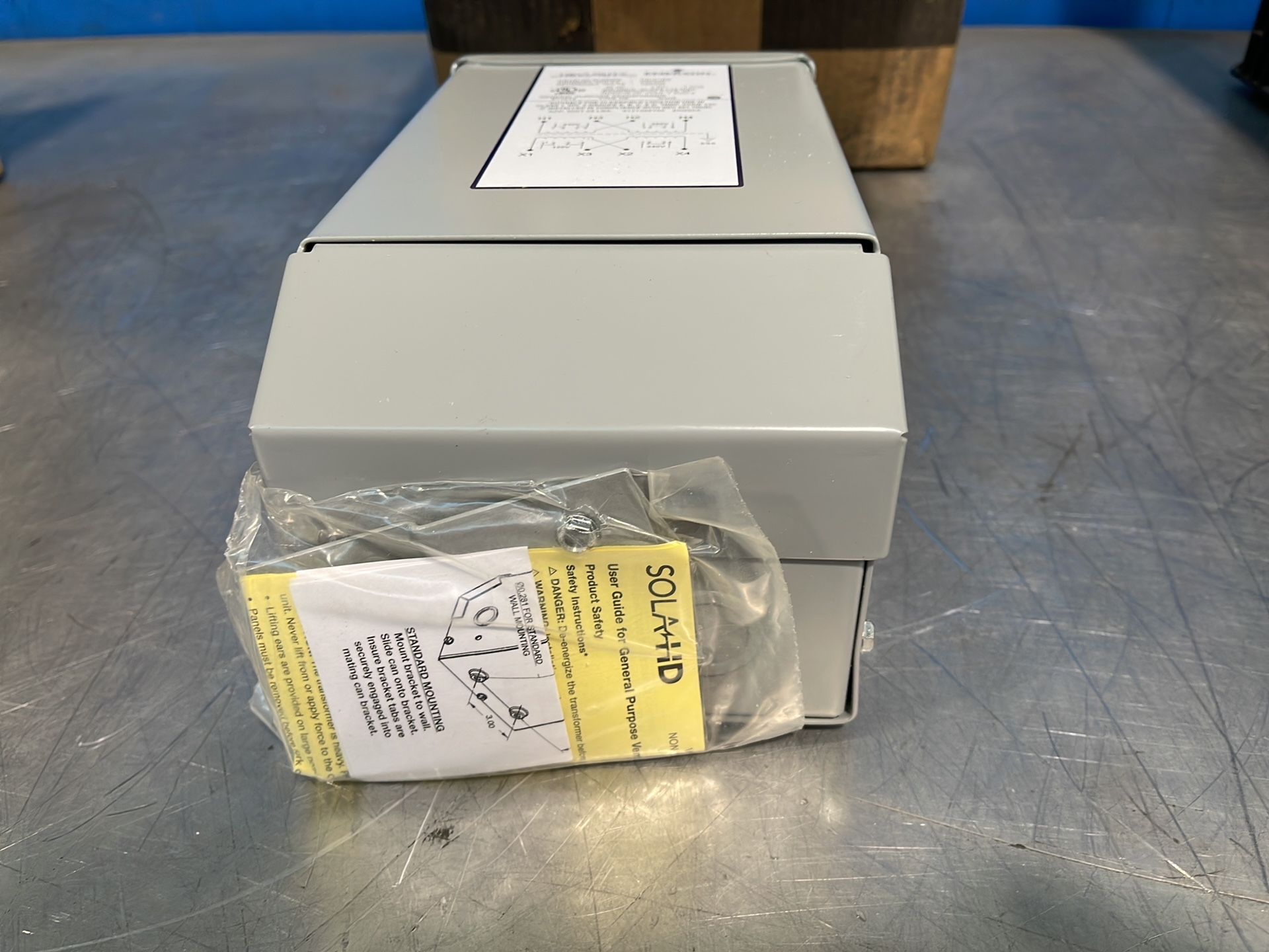 Emerson 1 Kva Hevi-duty General Purpose Transformer - Hs1f1bs