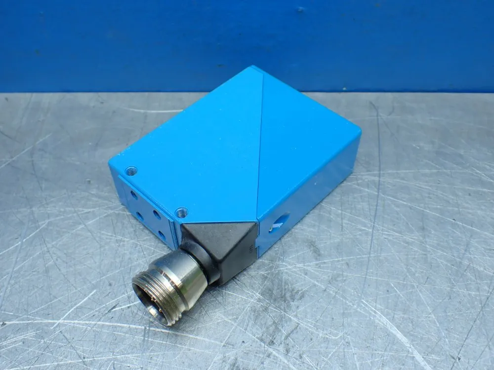 Sick Compact Photoelectric Proximity Sensor - Wt24-2r548