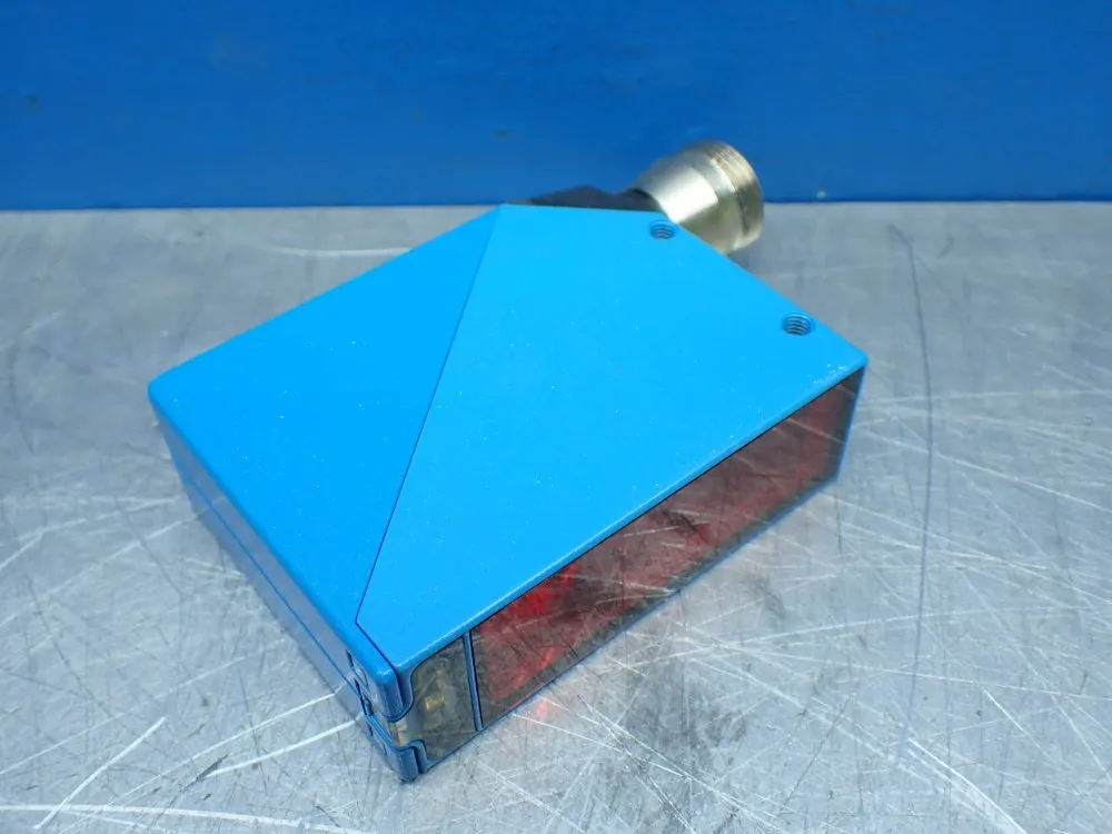 Sick Compact Photoelectric Proximity Sensor - Wt24-2r548
