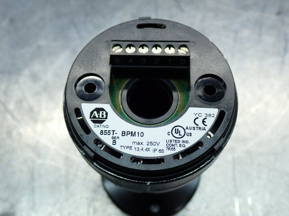 Allen Bradley 855t-series Stack Light - 855tp-b24y3y8y4y7