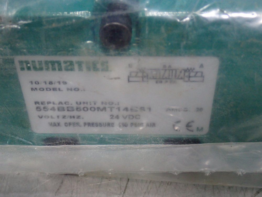 Numatics 150 Psig Solenoid Valve - 554bb500mt14b61