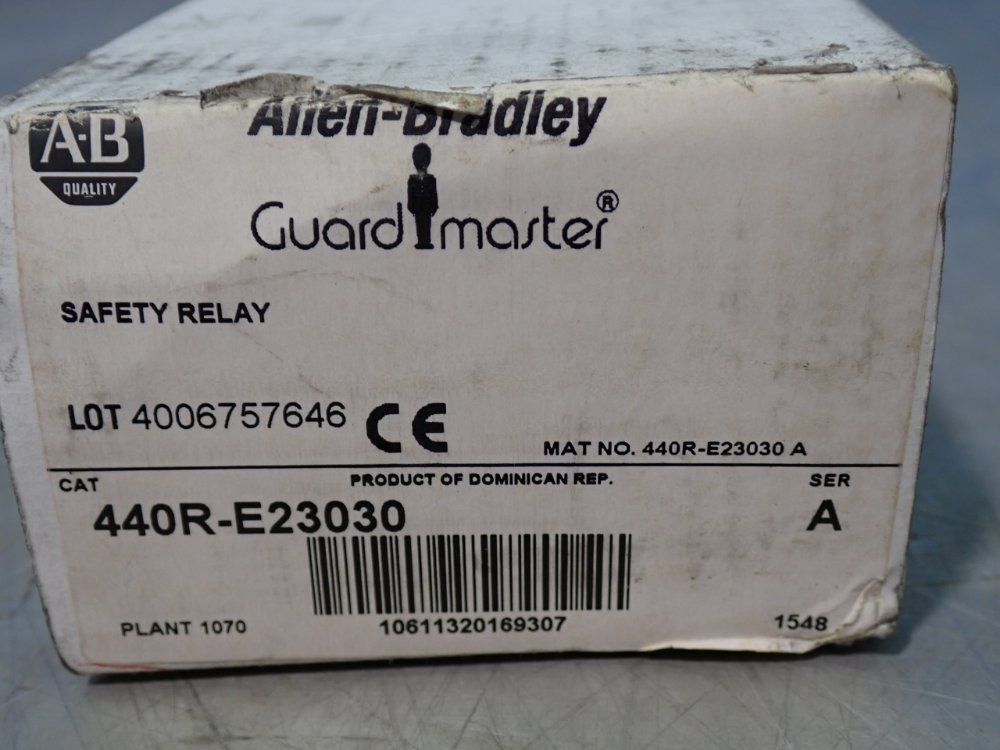 Allen-bradley Guardmaster Minotaur Msr8t Safety Relay Single Channel Input - 440r-e23030