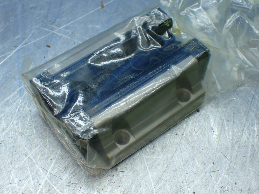 Thk Linear Guide Block - Shs25c1ss(gk) Block
