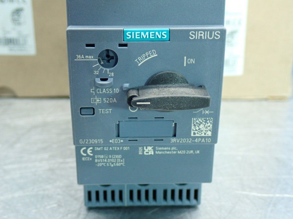Siemens Motor Protection Circuit Breaker, 2pcs - 3rv2032-4va10