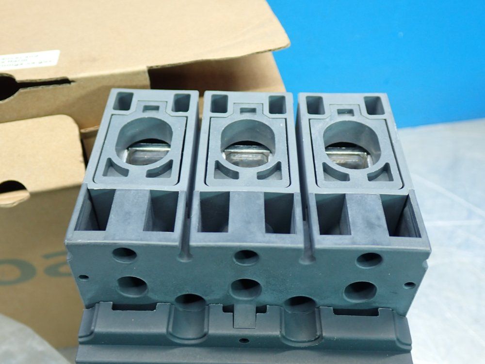 Noark Molded Case Circuit Breaker - M1s35t3l